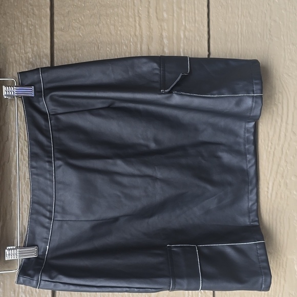 Nasty Gal Give Me a Mini Faux Leather Skirt Black NEW NWT US 4 - Picture 10 of 12